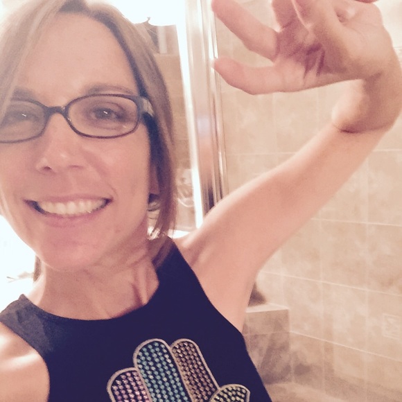 Meet your Posher, Stacey - Picture 1 of 1